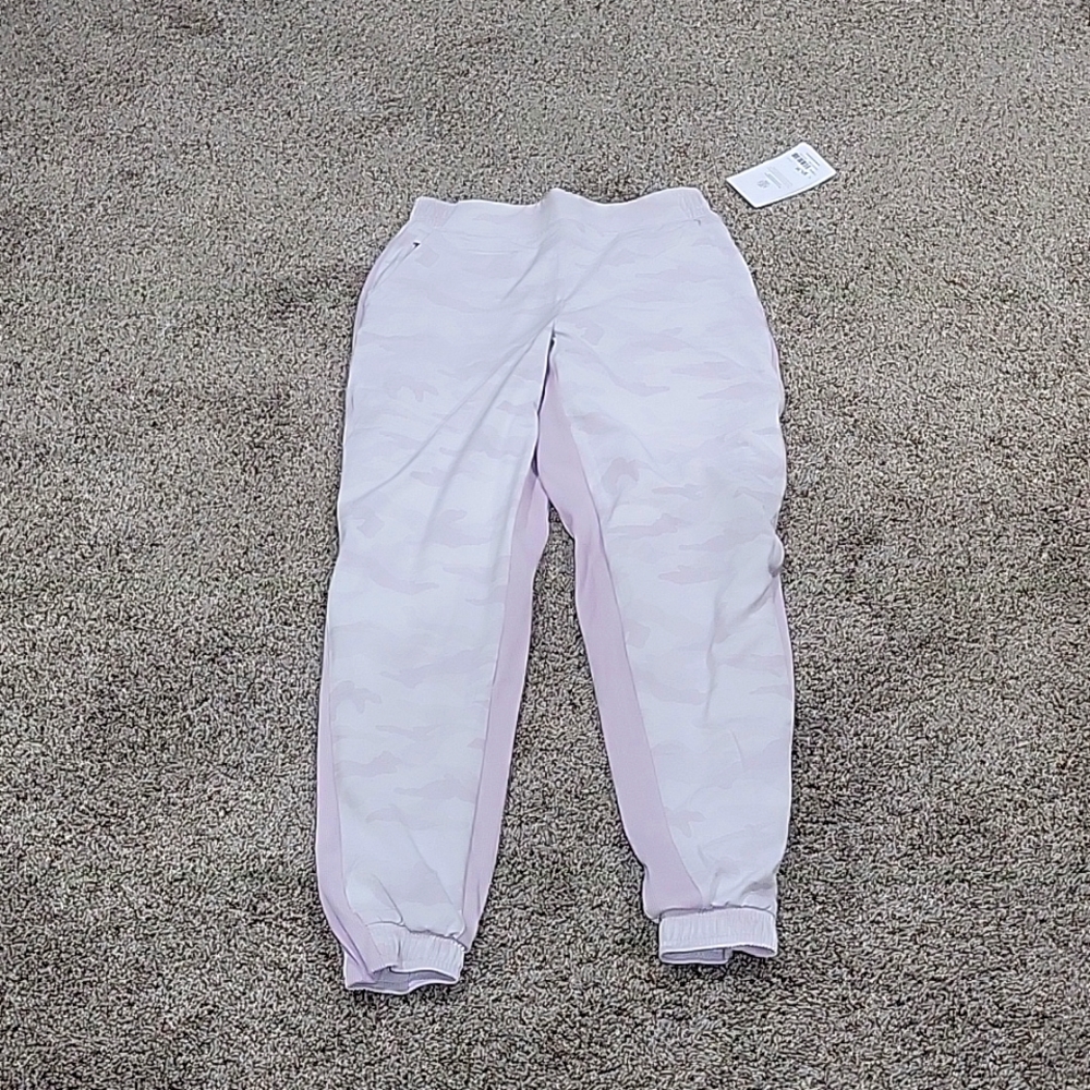 Athleta brooklyn lined camo jogger